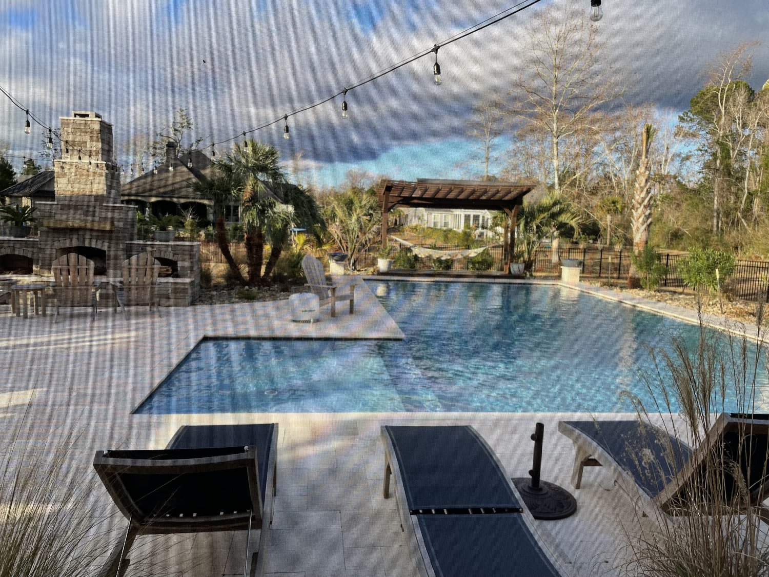 MaeWest Pools